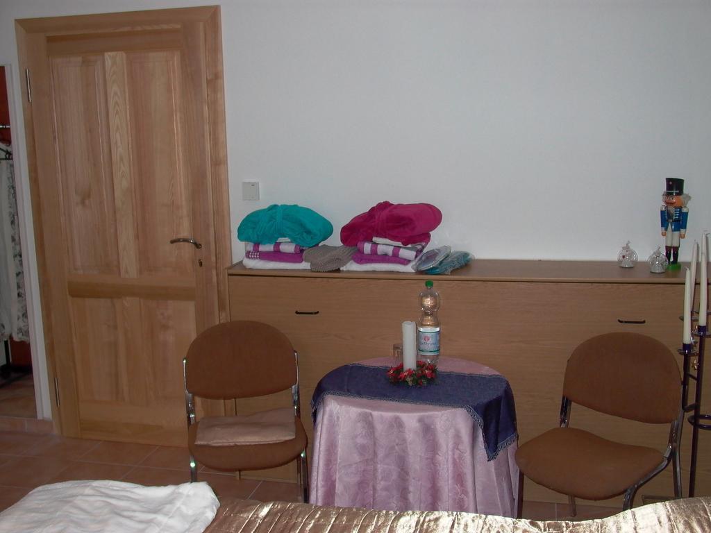 Gaestezimmer Ferienwohnung Villa Alexa, Mit Wallbox Woltersdorf  Esterno foto
