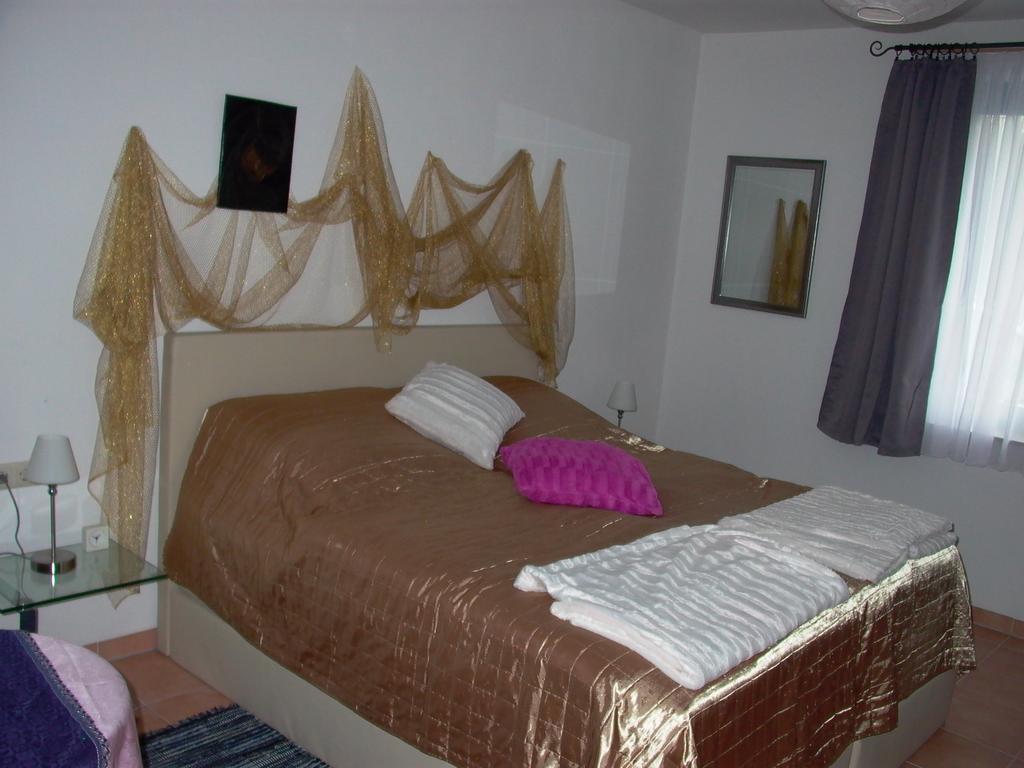 Gaestezimmer Ferienwohnung Villa Alexa, Mit Wallbox Woltersdorf  Camera foto